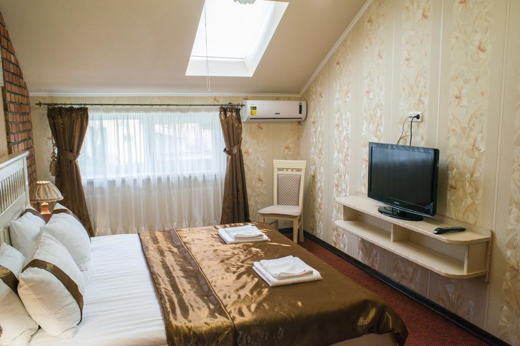 Sapsan Hotel Ternopil Kamer foto