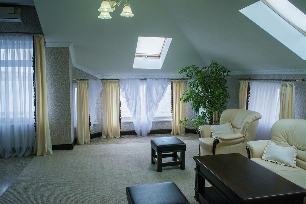 Sapsan Hotel Ternopil Kamer foto