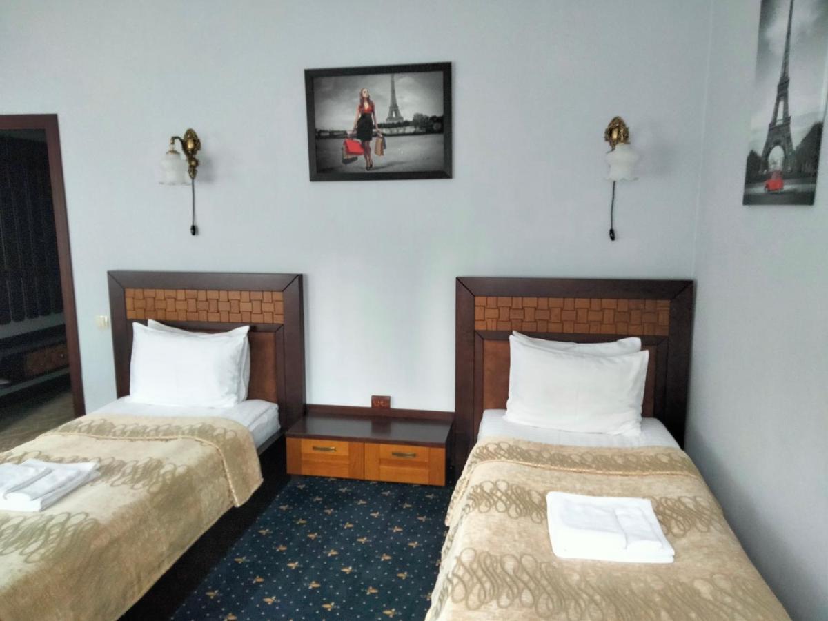 Sapsan Hotel Ternopil Buitenkant foto