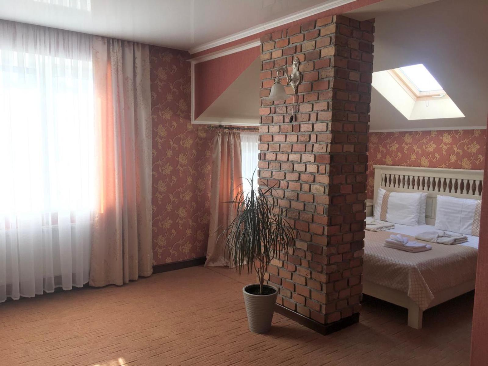 Sapsan Hotel Ternopil Kamer foto